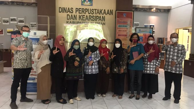 Audensi Panitia Jogya Berpuisi